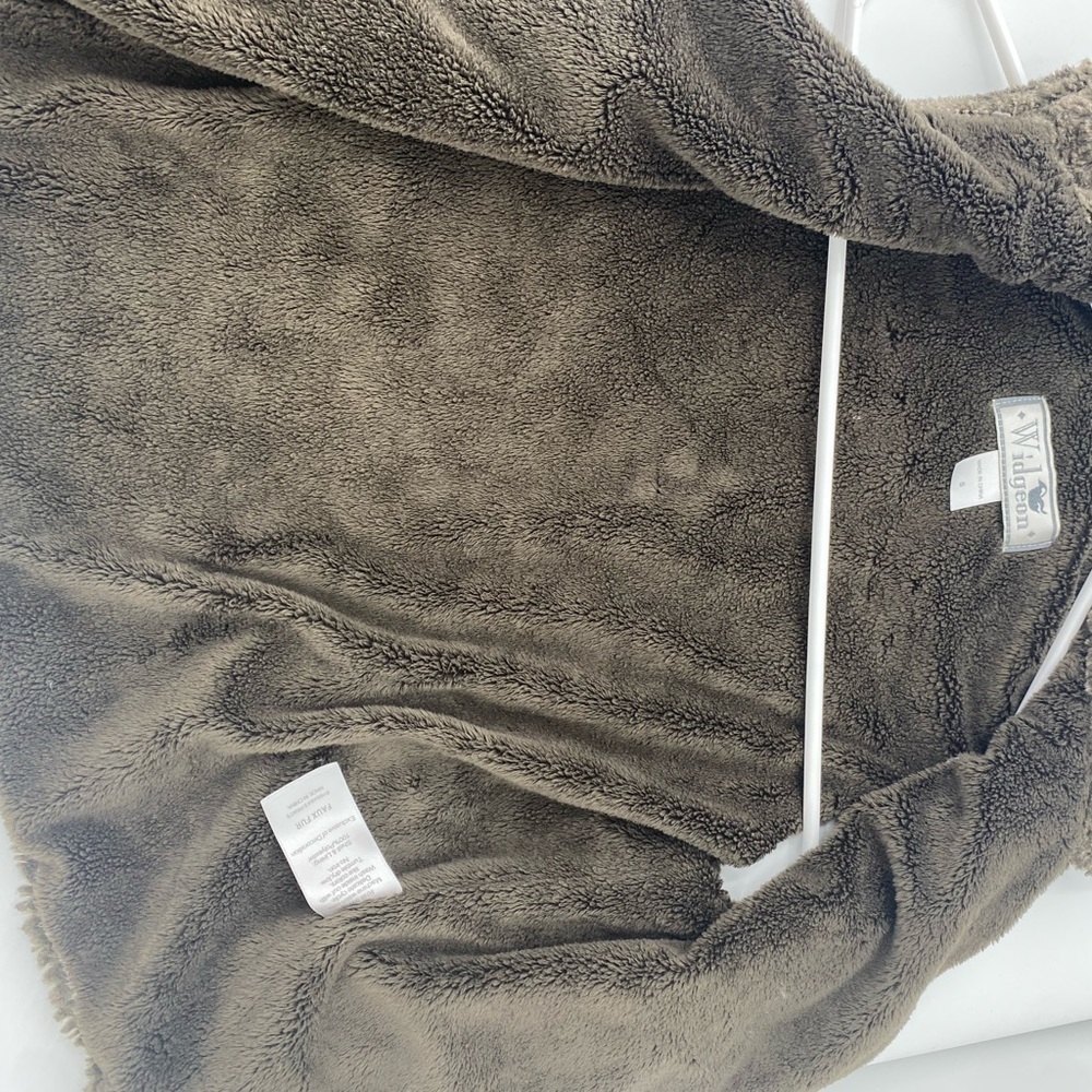 Widgeon kids fur vest size small - Picture 6 of 6